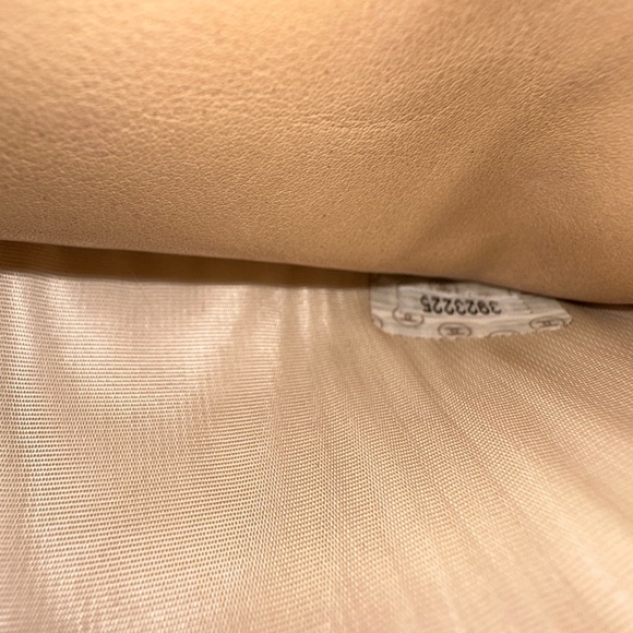 Chanel Camel Leather Bag with Gold Chain - Picture 6 of 9